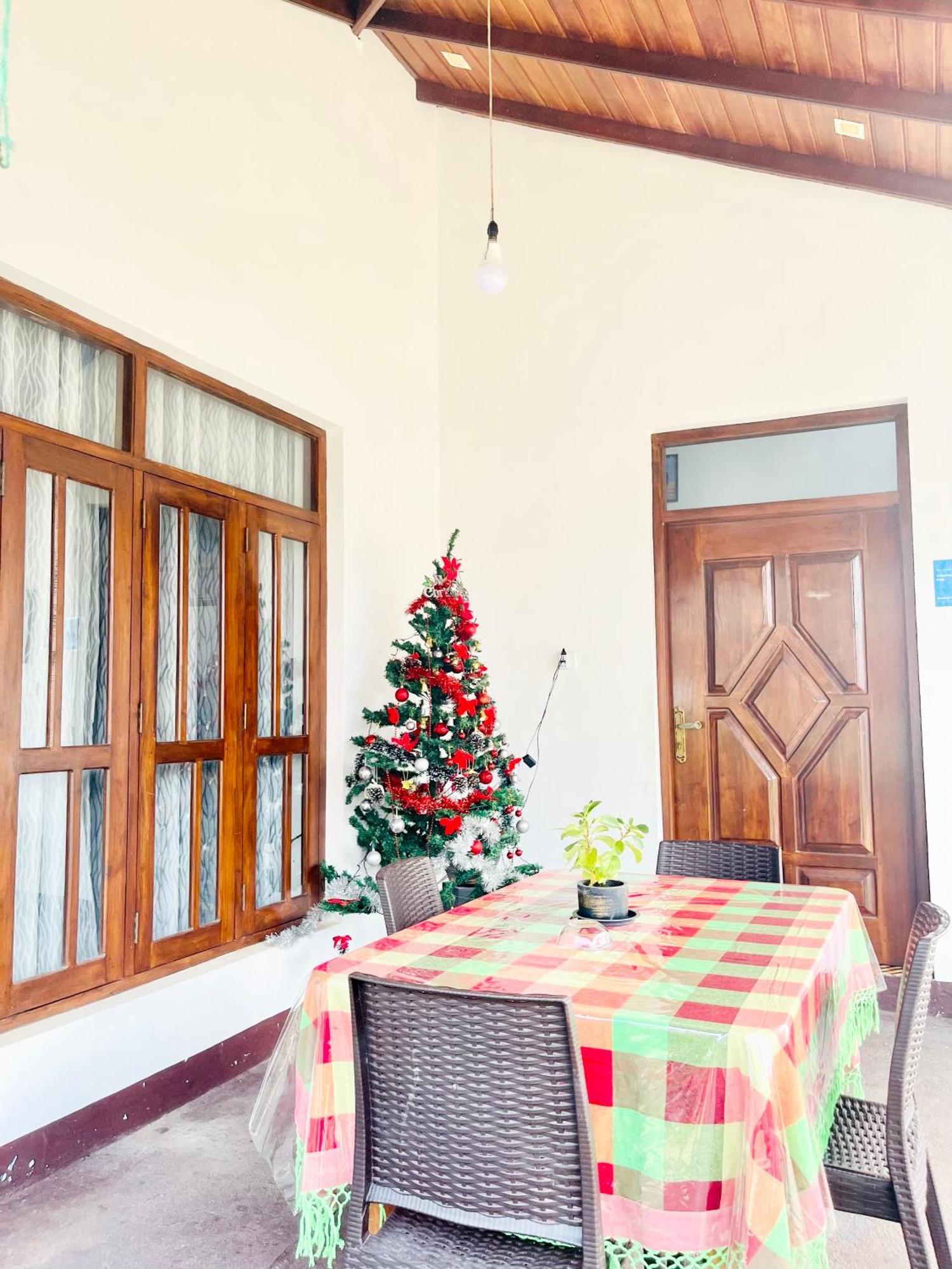 Sebastian Family Villa Negombo Exterior photo