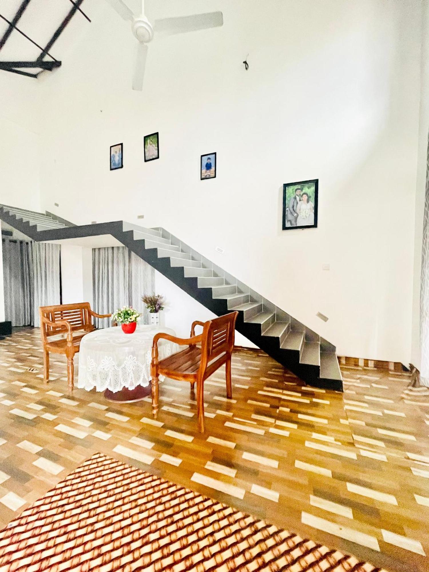 Sebastian Family Villa Negombo Exterior photo