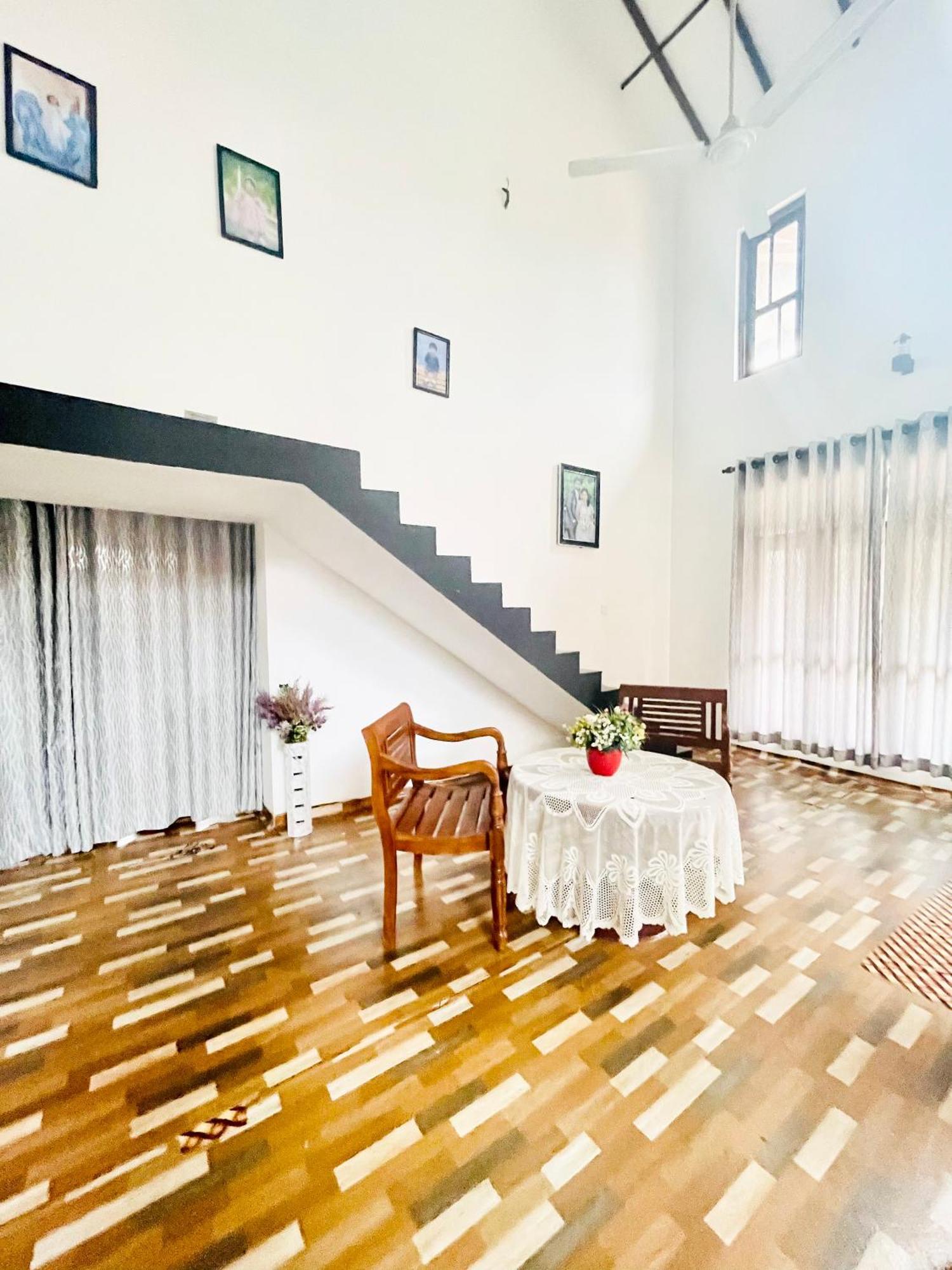 Sebastian Family Villa Negombo Exterior photo